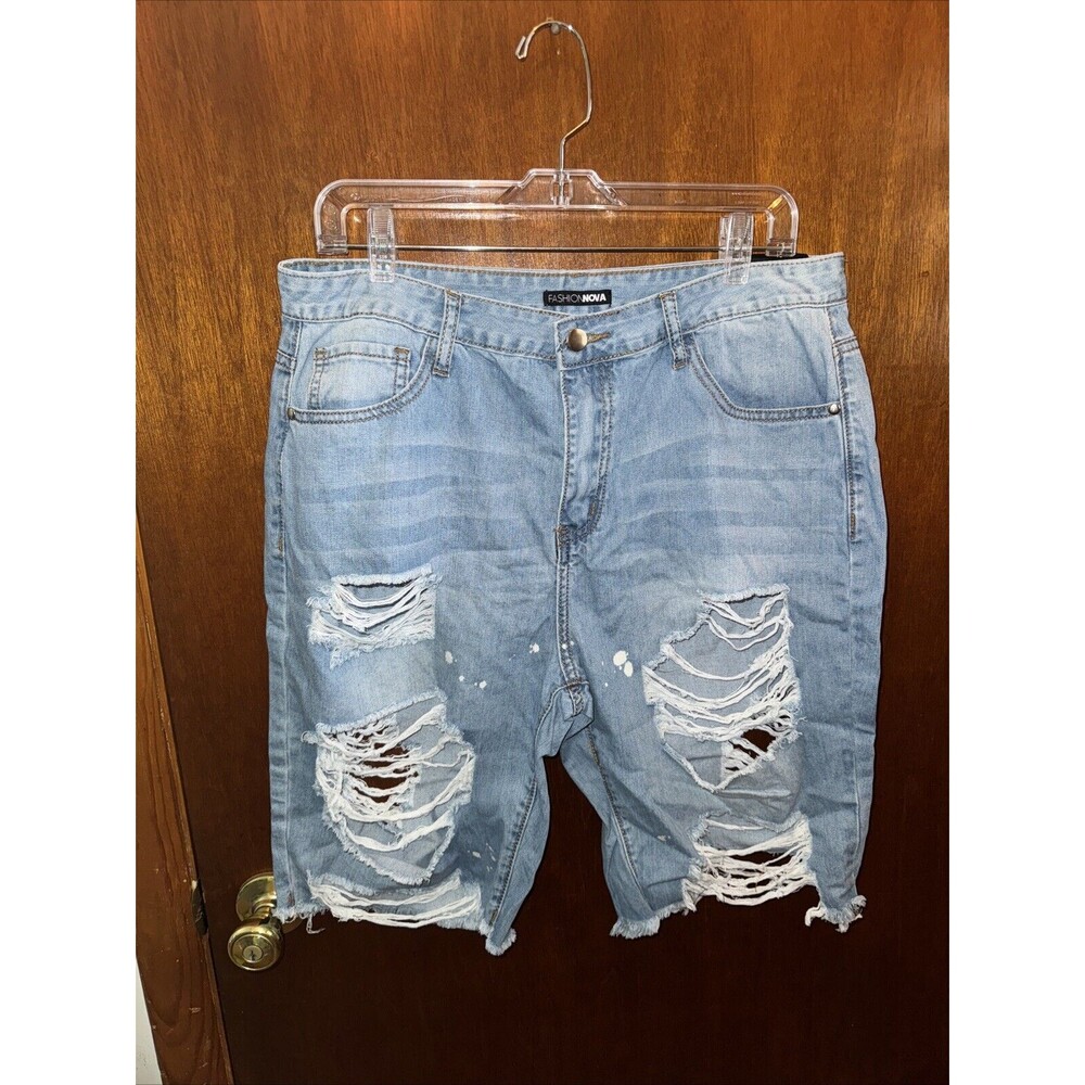 NWT Fashion Nova Womens Blue Denim Ripped Jean Bermuda Shorts Size 15